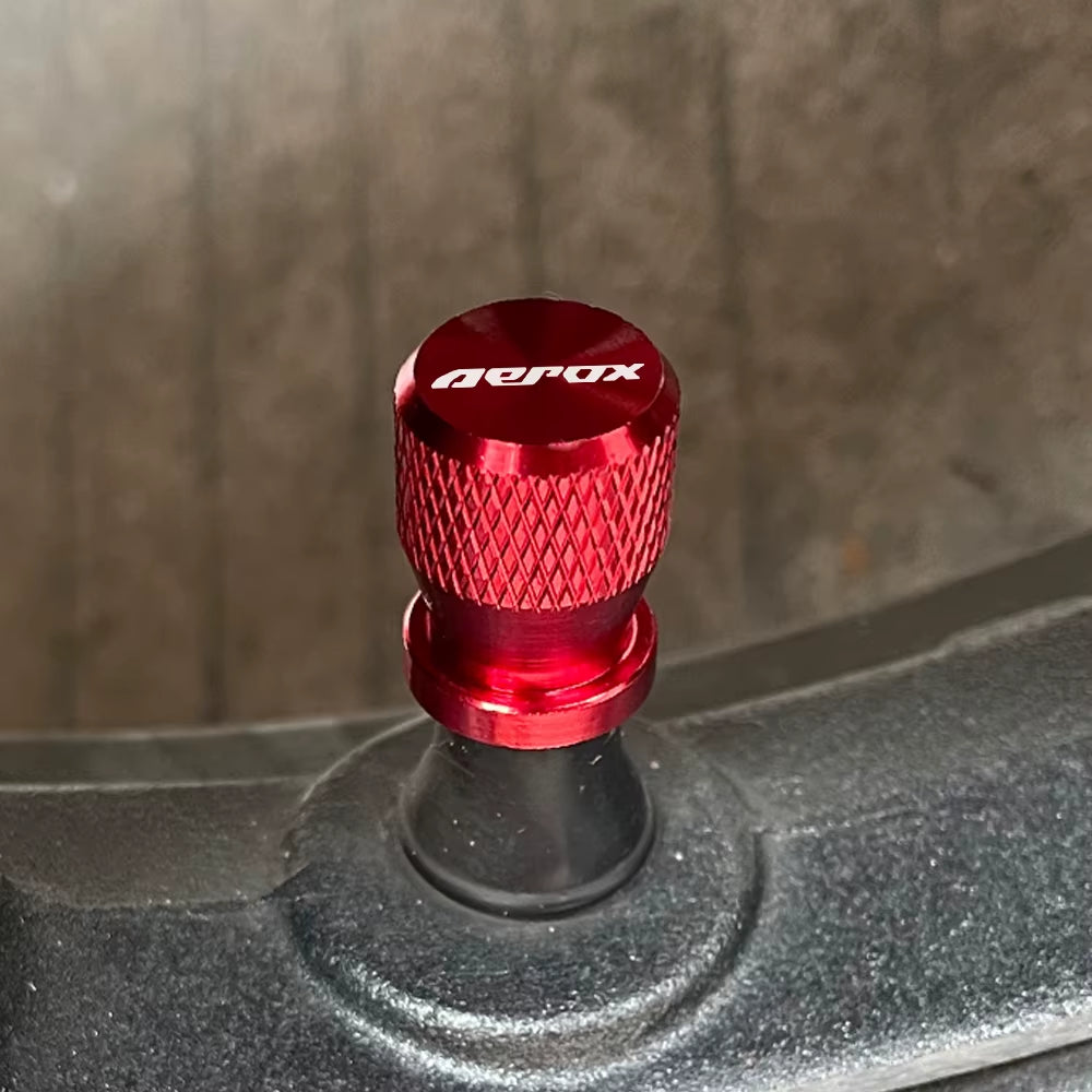 Bicos de Válvula de Pneu com Logo Yamaha Aerox – Par de Tampas de Ar em Alumínio para Rodas de Moto (Universal)